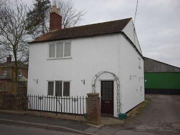 3 Bedroom Detached House