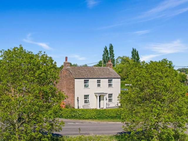 3 Bedroom Detached House