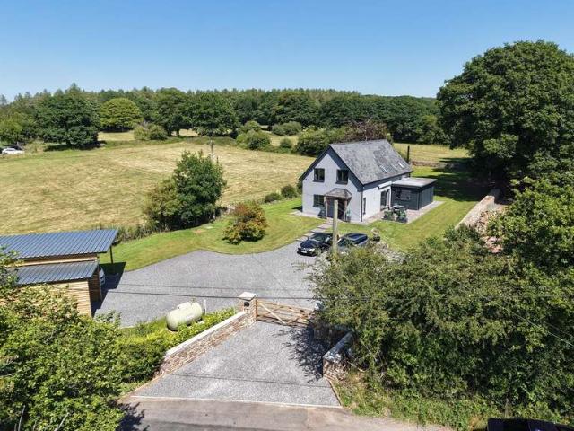 3 Bedroom Detached House