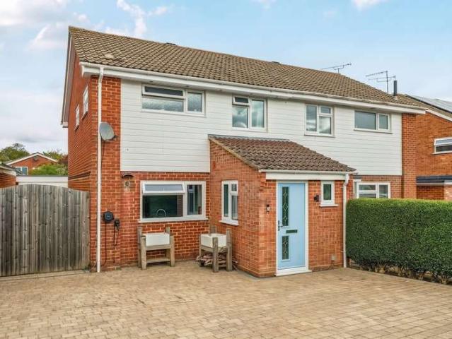 3 Bedroom Detached House
