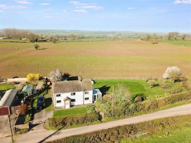 3 Bedroom Detached House
