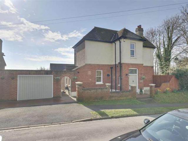 3 Bedroom Detached House