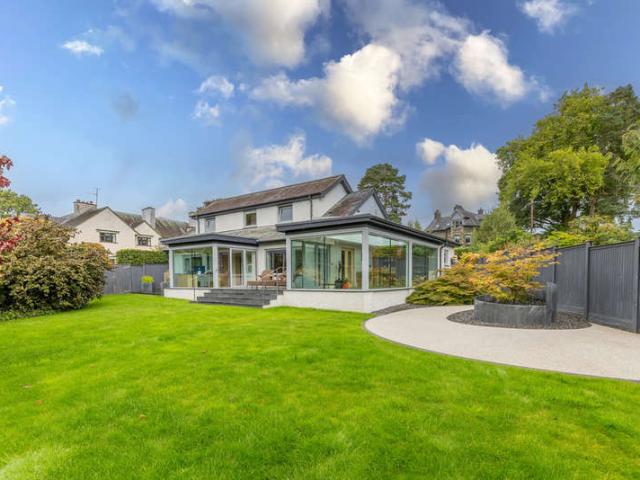 3 Bedroom Detached House