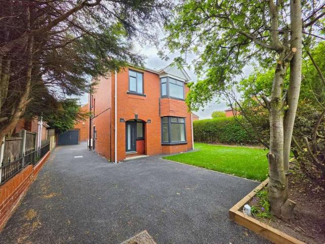 3 Bedroom Detached House