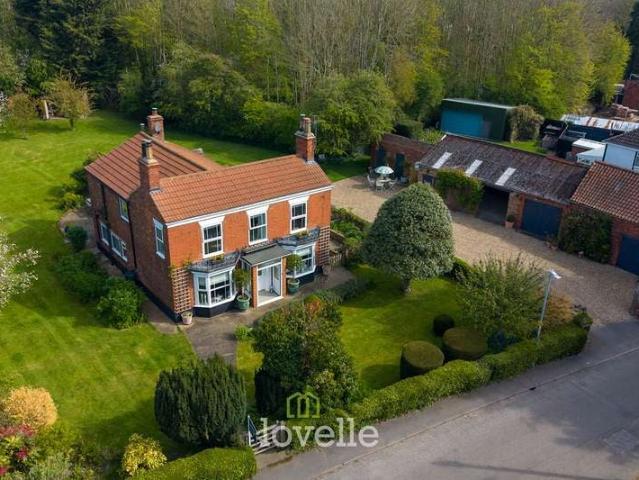 3 Bedroom Detached House