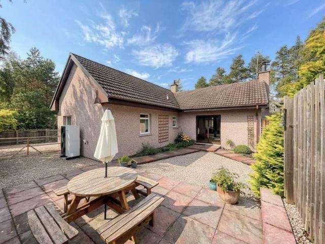 3 Bedroom Detached House
