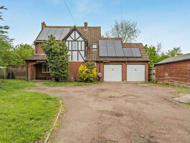 3 Bedroom Detached House