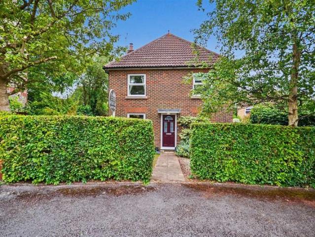 3 Bedroom Detached House