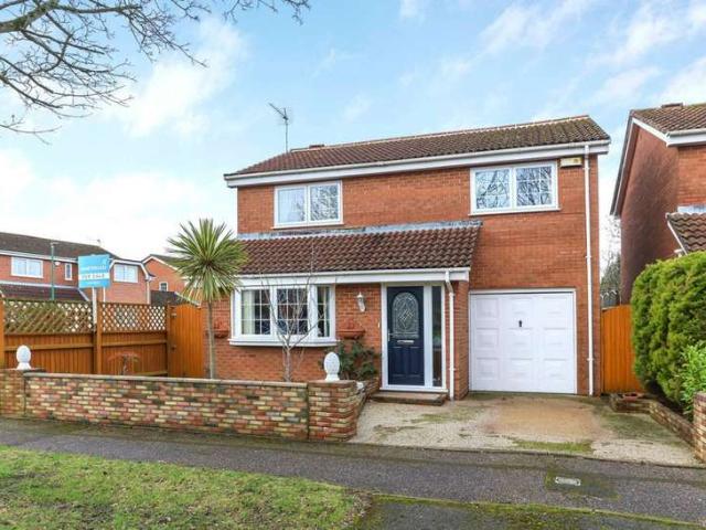 3 Bedroom Detached House