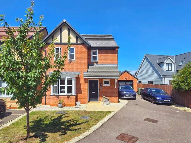 3 Bedroom Detached House