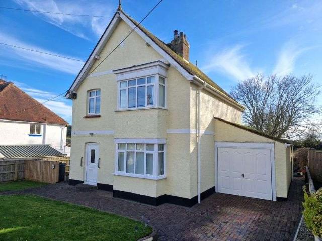 3 Bedroom Detached House
