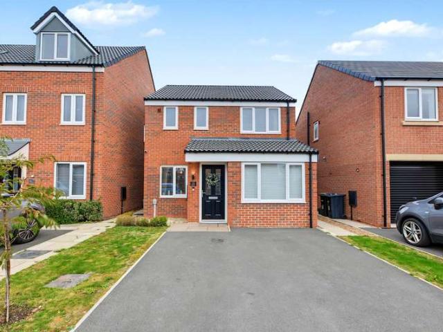 3 Bedroom Detached House