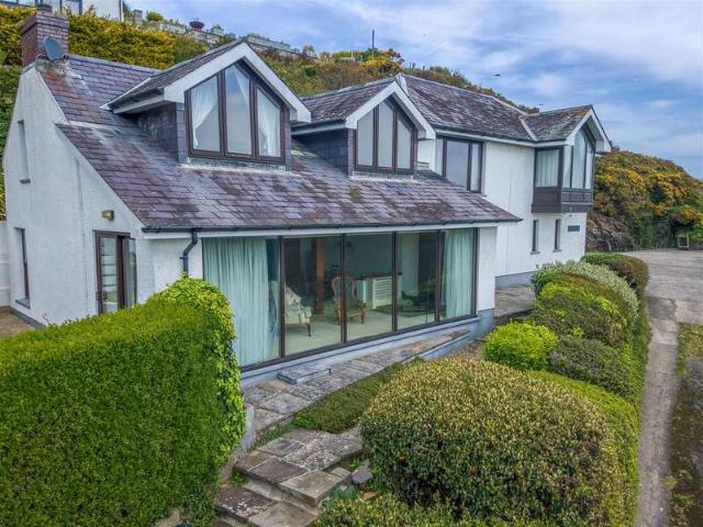 3 Bedroom Detached House