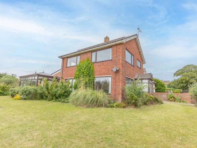 3 Bedroom Detached House