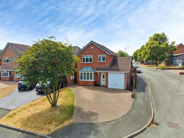 3 Bedroom Detached House