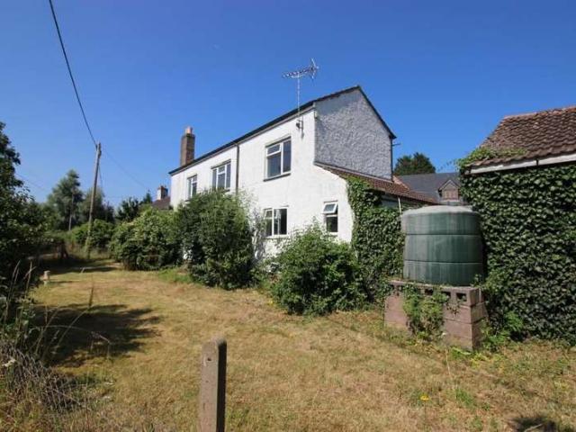 3 Bedroom Detached House
