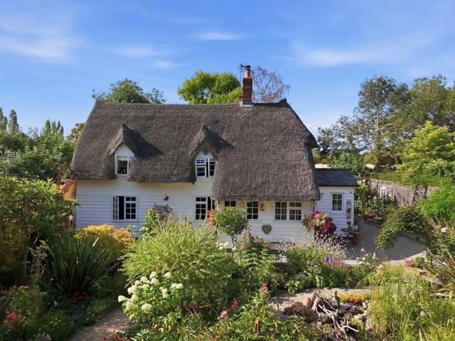 3 Bedroom Detached House