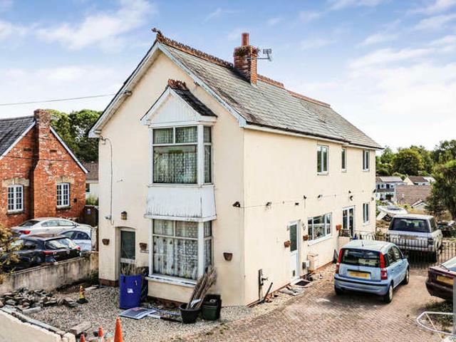 3 Bedroom Detached House
