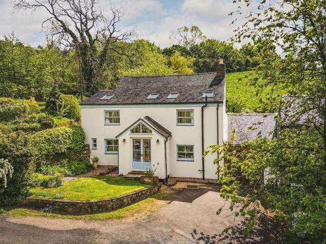 3 Bedroom Detached House