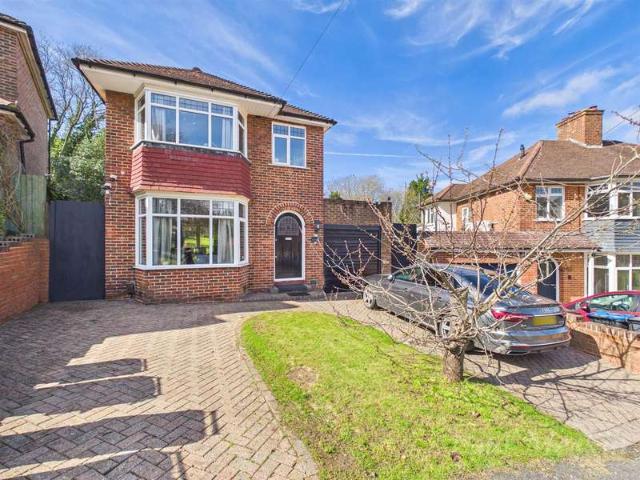 3 Bedroom Detached House