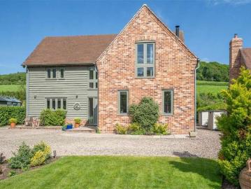 3 Bedroom Detached House