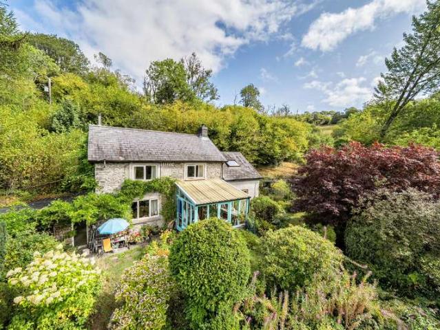 3 Bedroom Detached House