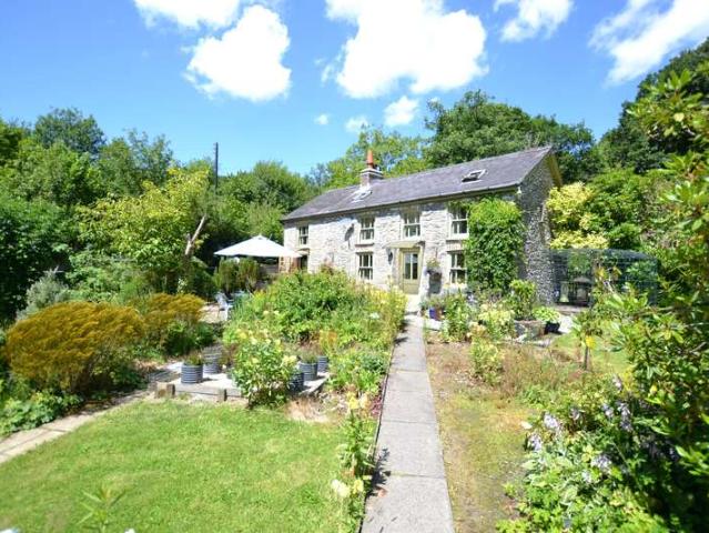3 Bedroom Detached House