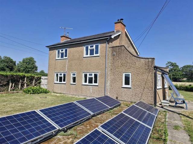 3 Bedroom Detached House