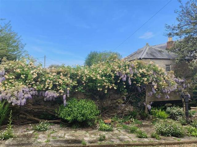 3 Bedroom Detached House