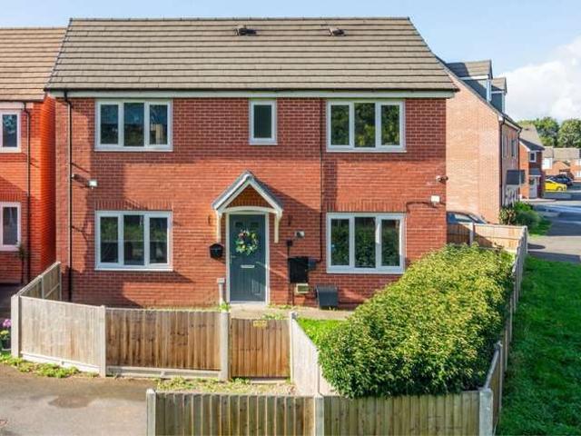 3 Bedroom Detached House