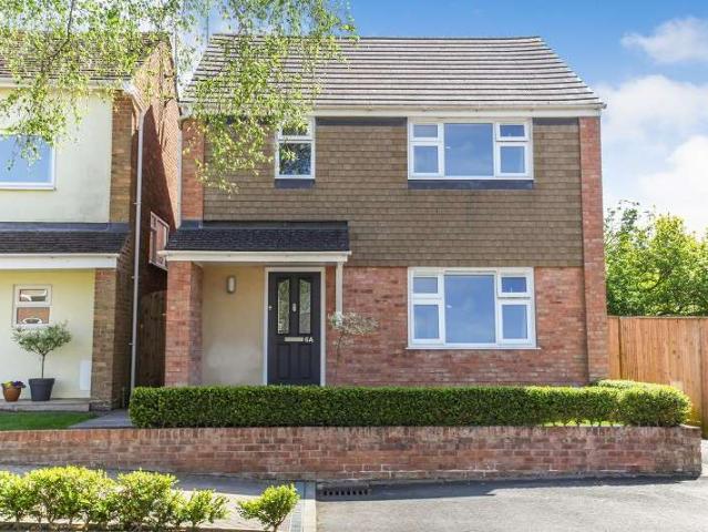 3 Bedroom Detached House