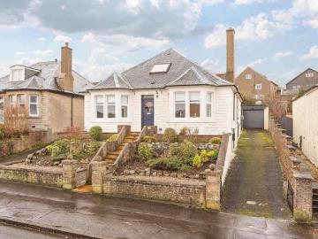 3 Bedroom Detached House
