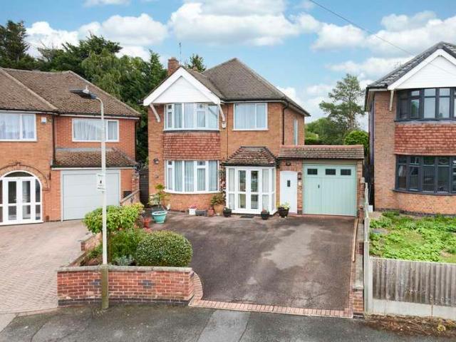 3 Bedroom Detached House