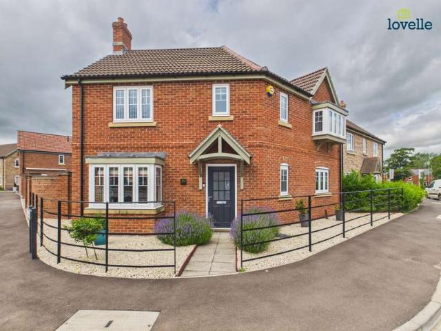 3 Bedroom Detached House