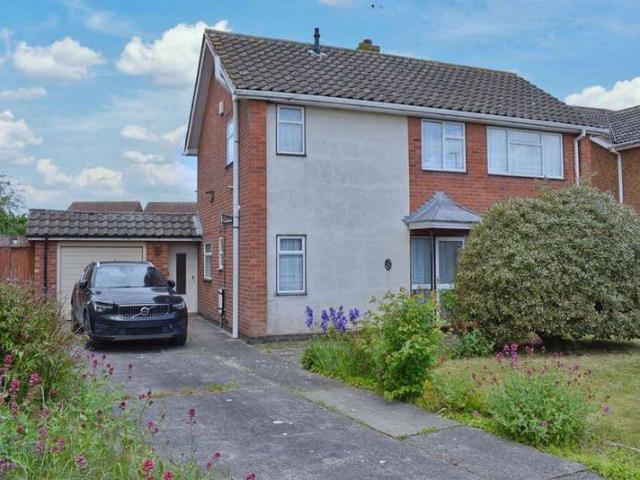 3 Bedroom Detached House