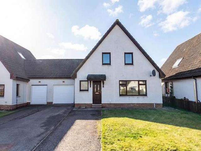 3 Bedroom Detached House