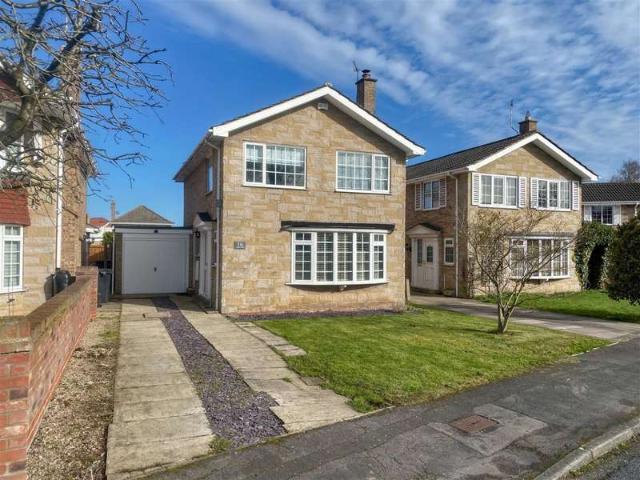 3 Bedroom Detached House