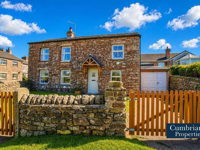 3 Bedroom Detached House