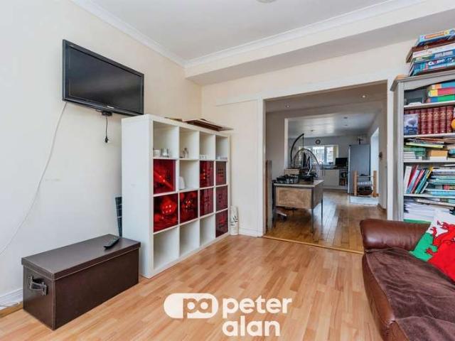 3 Bedroom Detached House