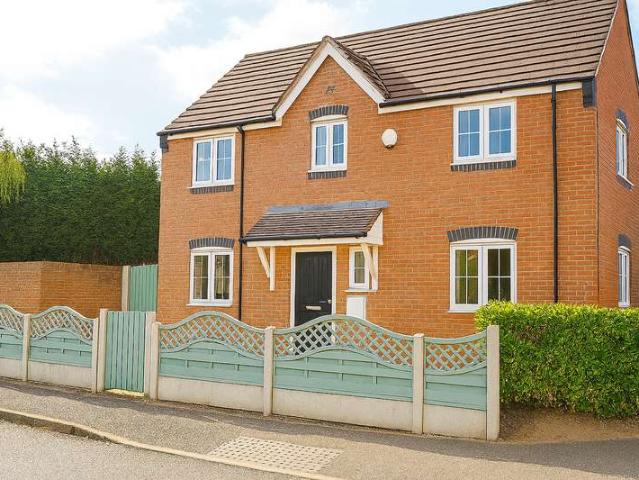 3 Bedroom Detached House
