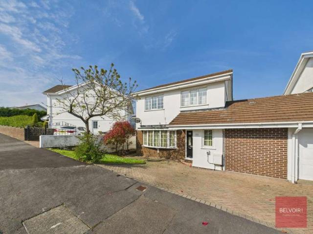 3 Bedroom Detached House