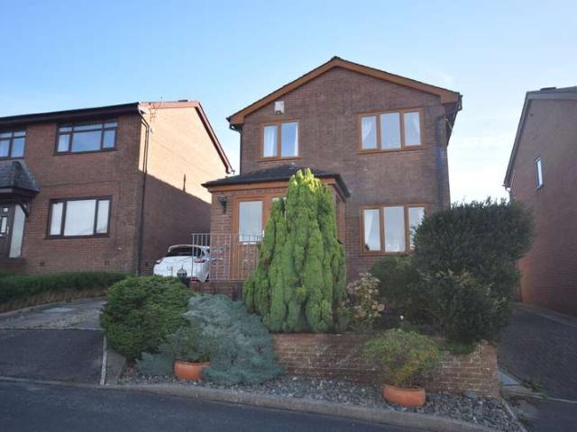 3 Bedroom Detached House