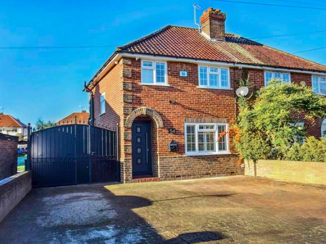 3 Bedroom Detached House