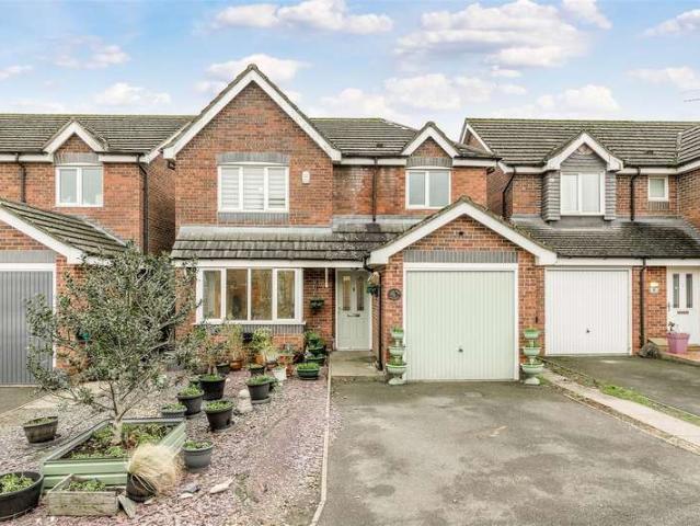 3 Bedroom Detached House