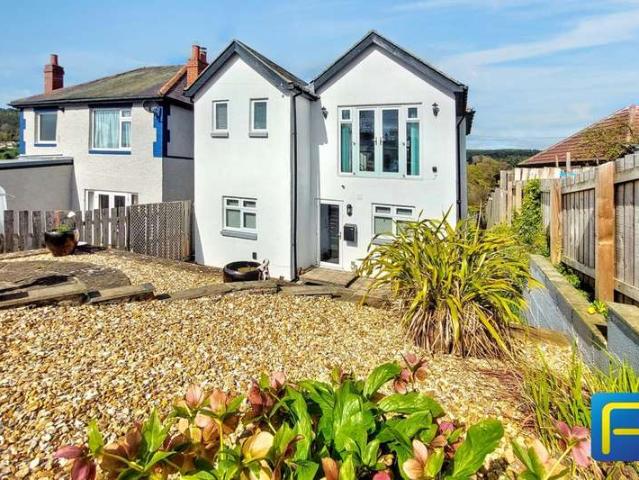 3 Bedroom Detached House
