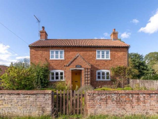 3 Bedroom Detached House