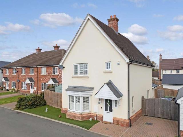 3 Bedroom Detached House
