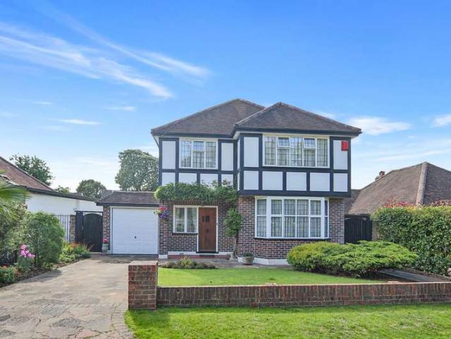 3 Bedroom Detached House