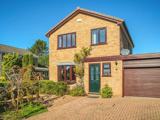 3 Bedroom Detached House