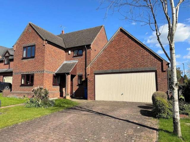 3 Bedroom Detached House